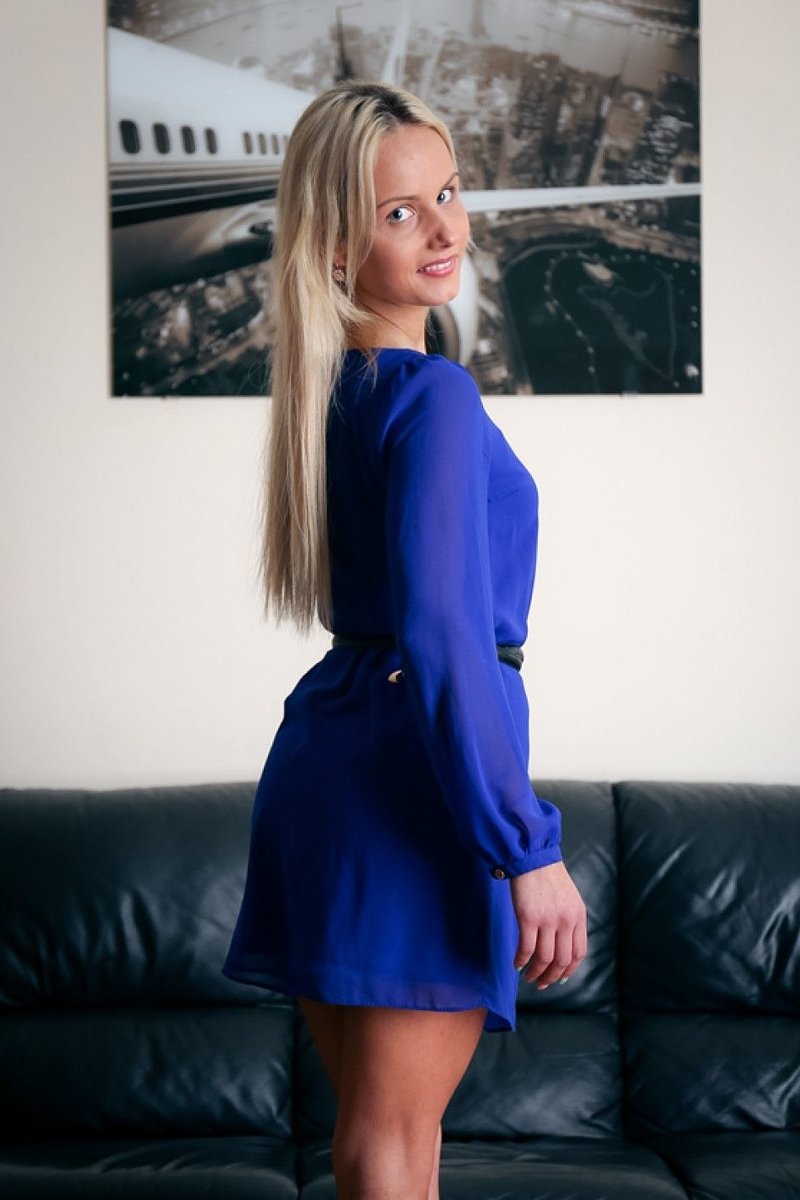 Полина, 23